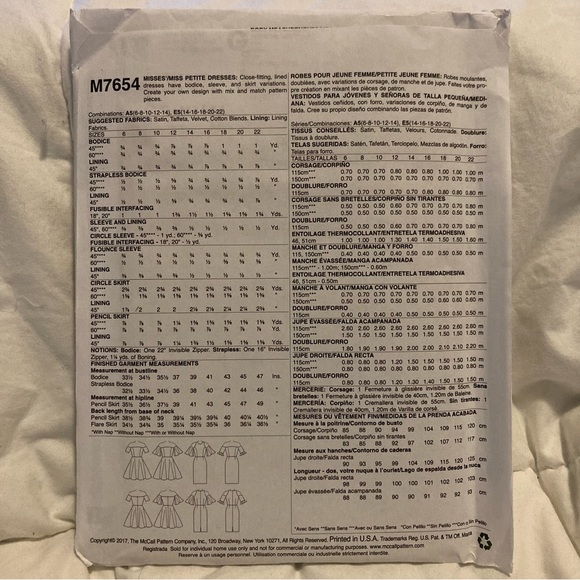 McCall’s Sewing Pattern 7654 - Picture 3 of 3